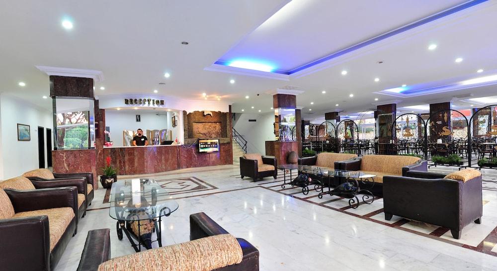 Hotell Kleopatra Sunlight 3*