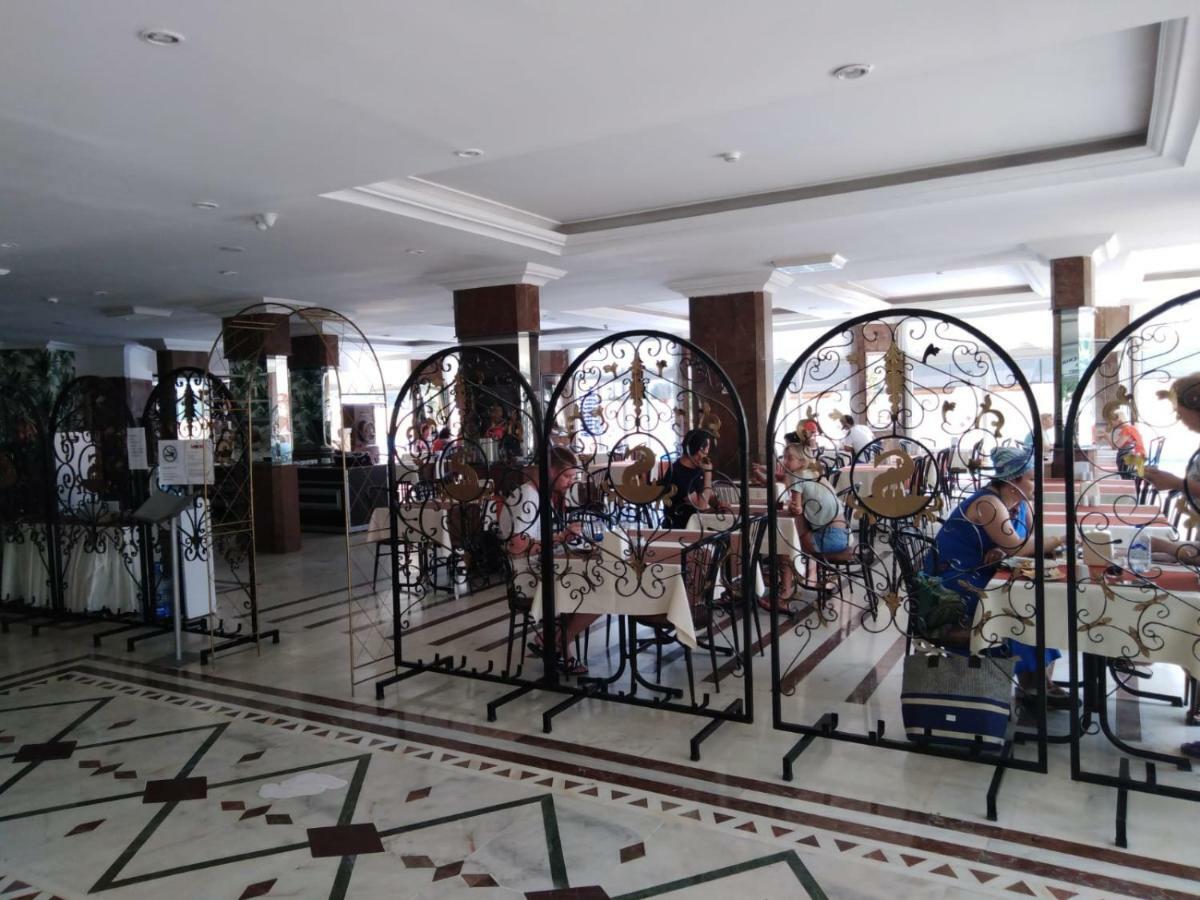 Hotell Kleopatra Sunlight 3*